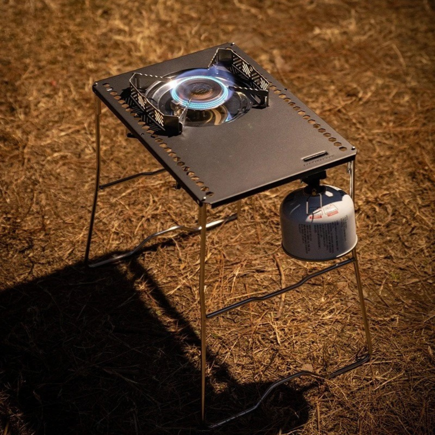FlameTitan Pro – Faltbarer Hochleistungs-Gaskocher mit Windschutz (3,3 kW)