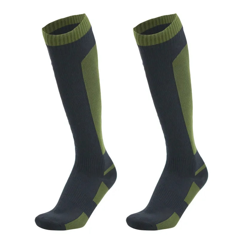 Knielange Wasserdichte Outdoor-Socken – Für Harte Wetterbedingungen Gemacht