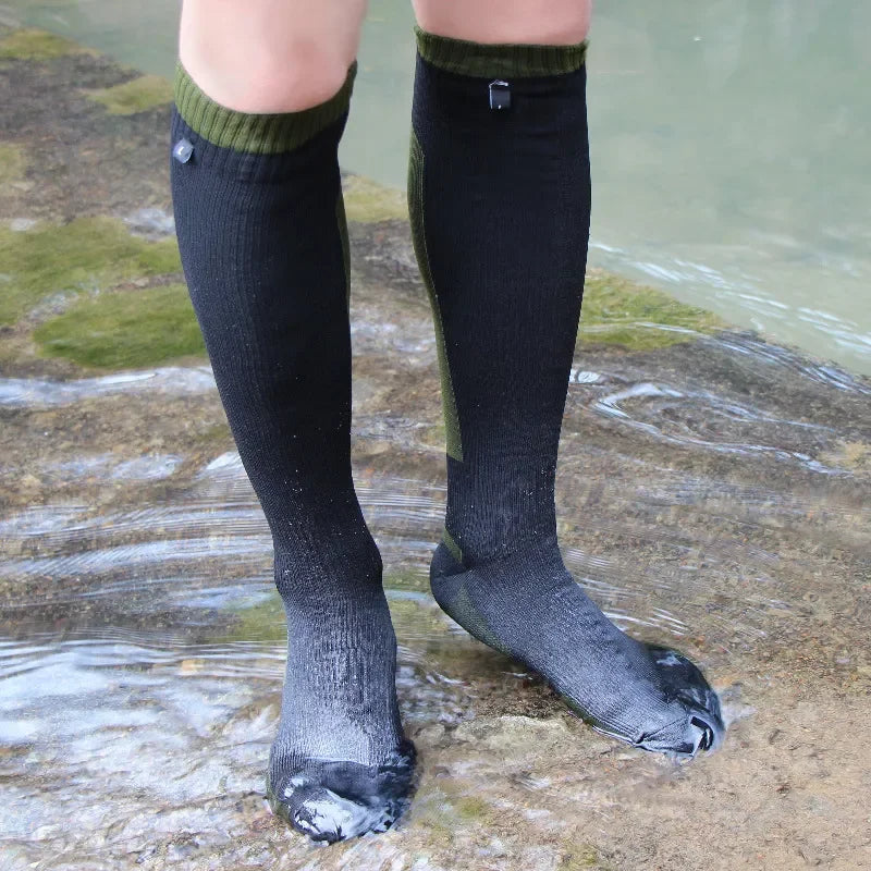 Knielange Wasserdichte Outdoor-Socken – Für Harte Wetterbedingungen Gemacht